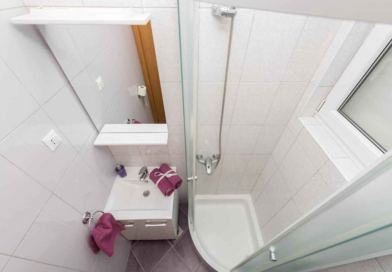 Apartments Ivi - 100 M From Pebble Beach دراسنيتش المظهر الخارجي الصورة