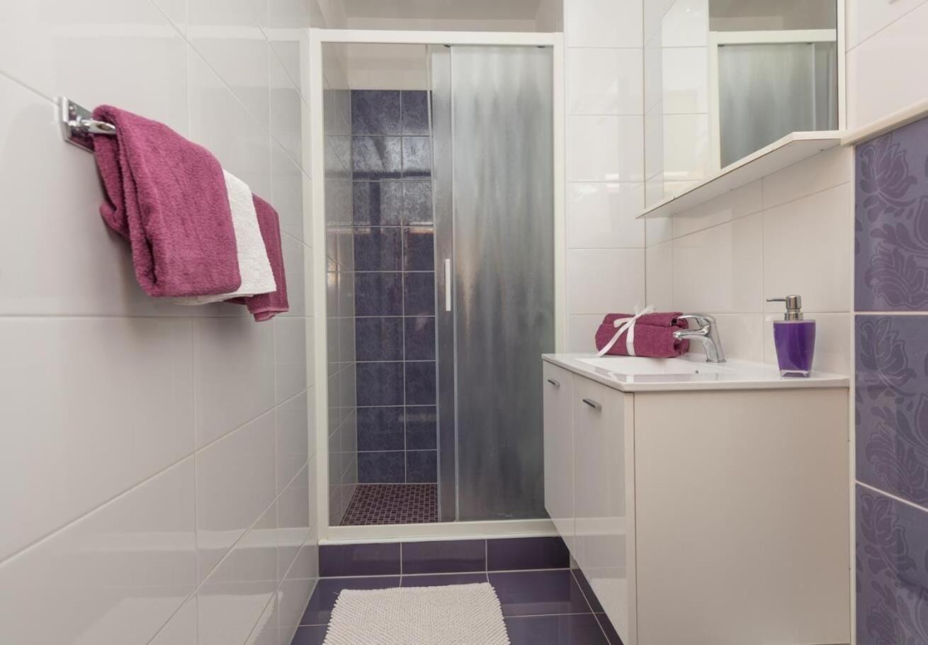 Apartments Ivi - 100 M From Pebble Beach دراسنيتش المظهر الخارجي الصورة