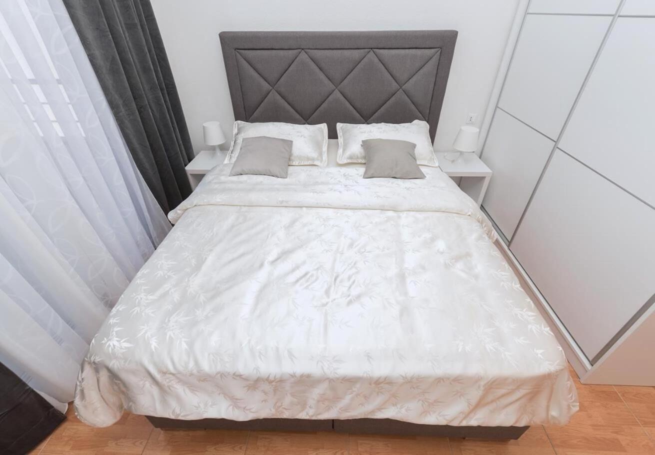 Apartments Ivi - 100 M From Pebble Beach دراسنيتش المظهر الخارجي الصورة