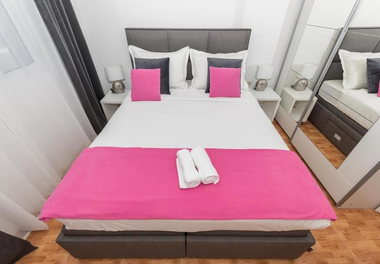 Apartments Ivi - 100 M From Pebble Beach دراسنيتش المظهر الخارجي الصورة